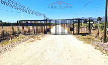 Se Arrienda Linda y Amplia Casa de un piso, en Parcelación Santa Laura, sector La Palma, comuna de Quillota.