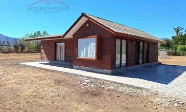 Se Arrienda Linda y Amplia Casa de un piso, en Parcelación Santa Laura, sector La Palma, comuna de Quillota.