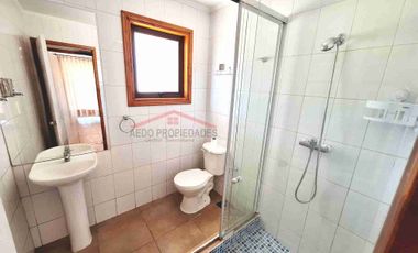 Se Arrienda Linda y Amplia Casa de un piso, en Parcelación Santa Laura, sector La Palma, comuna de Quillota.