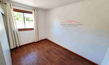 Se Arrienda Linda y Amplia Casa de un piso, en Parcelación Santa Laura, sector La Palma, comuna de Quillota.