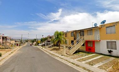 CASA EN VENTA EN LOS RUISEÑORES, JALISCO.