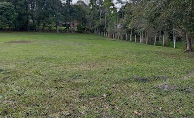 SE VENDE LOTE EN LA MESA DE LOS SANTOS