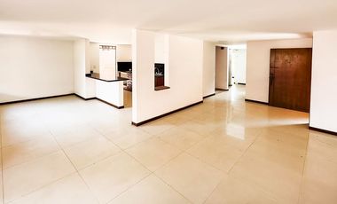 SE VENDE CASA EN HACIENDA EL CASTILLO – CONDOMINIO LA HERRERÍA