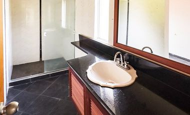 SE VENDE CASA EN HACIENDA EL CASTILLO – CONDOMINIO LA HERRERÍA