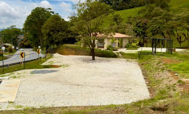 LOTE - MALL A BORDO DE VÍA LAS PALMAS