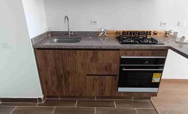 Arriendo apartaestudio milla de oro.