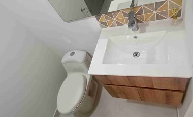 Arriendo apartaestudio milla de oro.