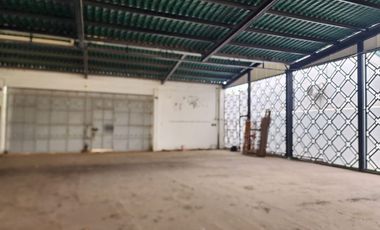 NAVE INDUSTRIAL EN RENTA – SALIDA A CHARO, MORELIA 🚛  Excelente oportunidad de renta en ubicación estratégica, frente a Cd. Industrial