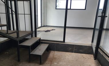 NAVE INDUSTRIAL EN RENTA – SALIDA A CHARO, MORELIA 🚛  Excelente oportunidad de renta en ubicación estratégica, frente a Cd. Industrial