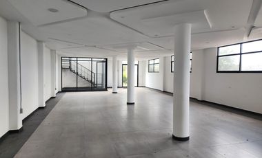NAVE INDUSTRIAL EN RENTA – SALIDA A CHARO, MORELIA 🚛  Excelente oportunidad de renta en ubicación estratégica, frente a Cd. Industrial