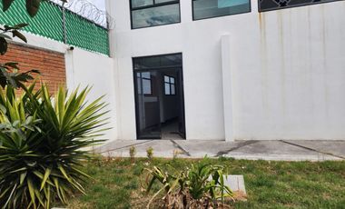 NAVE INDUSTRIAL EN RENTA – SALIDA A CHARO, MORELIA 🚛  Excelente oportunidad de renta en ubicación estratégica, frente a Cd. Industrial