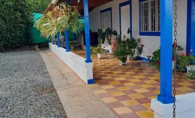 Hermosa finca colonial en venta con espectacular vista.