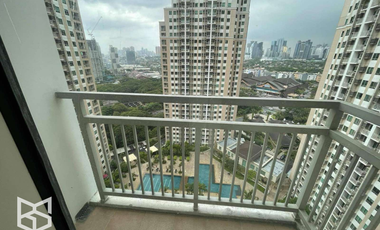 FOR LEASE: 1 BR Condo Unit  at The Grove by Rockwell