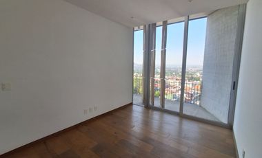 Departamento en renta frente a Mundo E