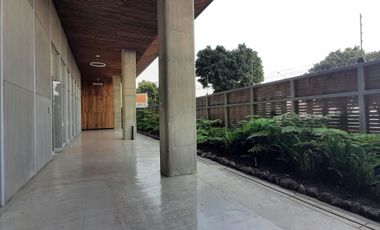 Departamento en renta frente a Mundo E