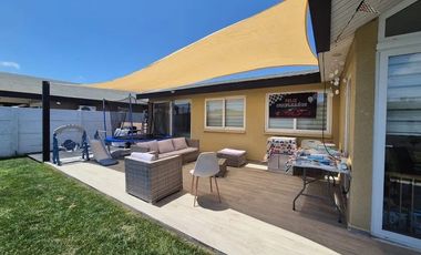 REBAJADA ¡¡¡ Se arrienda bella casa en limache, condominio de 25 casas, muy buena conectividad 3 dormitorios 2 baños, 3 estacionamientos $ 870.000