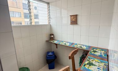 Amplio apartamento de 145M2 con parqueadero propio en Bucaramanga - San Francisco