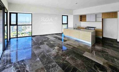 Via del Bosque Puerta de Hierro English Spoken