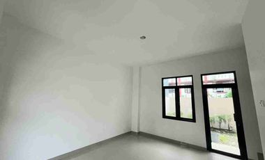 Jual Cepat!! Rumah 2 Lantai Mid Town Residence Grendeng Tengah Kawasan Kampus Unsoed