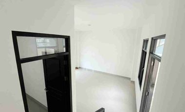 Jual Cepat!! Rumah 2 Lantai Mid Town Residence Grendeng Tengah Kawasan Kampus Unsoed