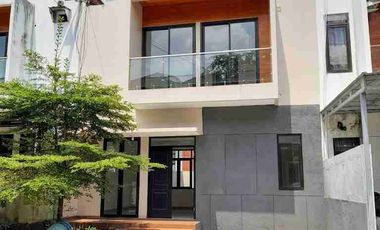 Jual Cepat!! Rumah 2 Lantai Mid Town Residence Grendeng Tengah Kawasan Kampus Unsoed