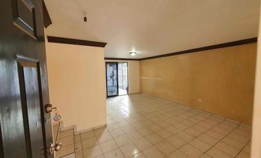 Privada Colinas del Rey, sector Montebello, casa sin muebles