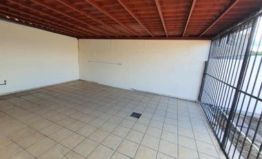 Privada Colinas del Rey, sector Montebello, casa sin muebles