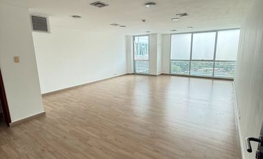 VENTA DE OFICINA DE 47.5M2 EN SOTOMAYOR BUCARAMANGA, UBICADA ESTRATEGICAMENTE