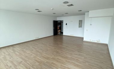 VENTA DE OFICINA DE 47.5M2 EN SOTOMAYOR BUCARAMANGA, UBICADA ESTRATEGICAMENTE