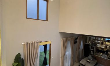RUMAH MEWAH 2 LANTAI MINIMALIS MODERN FULL FURNISHED SIAP HUNI DI CIWARUGA BANDUNG