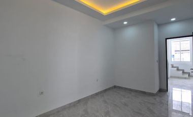 RUMAH BARU 2 LANTAI MINIMALIS MODERN LINGKUNGAN NYAMAN STRATEGIS SIAP HUNI DI KOPO PERMAI BANDUNG