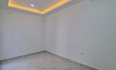 RUMAH BARU 2 LANTAI MINIMALIS MODERN LINGKUNGAN NYAMAN STRATEGIS SIAP HUNI DI KOPO PERMAI BANDUNG
