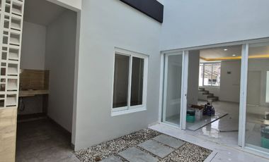 RUMAH BARU 2 LANTAI MINIMALIS MODERN LINGKUNGAN NYAMAN STRATEGIS SIAP HUNI DI KOPO PERMAI BANDUNG