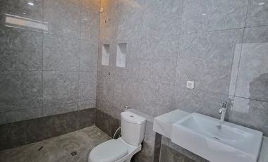 RUMAH BARU 2 LANTAI MINIMALIS MODERN LINGKUNGAN NYAMAN STRATEGIS SIAP HUNI DI KOPO PERMAI BANDUNG