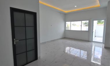 RUMAH BARU 2 LANTAI MINIMALIS MODERN LINGKUNGAN NYAMAN STRATEGIS SIAP HUNI DI KOPO PERMAI BANDUNG