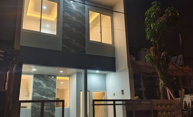 RUMAH BARU 2 LANTAI MINIMALIS MODERN LINGKUNGAN NYAMAN STRATEGIS SIAP HUNI DI KOPO PERMAI BANDUNG