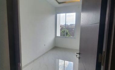 RUMAH BARU 2 LANTAI MINIMALIS MODERN LINGKUNGAN NYAMAN STRATEGIS SIAP HUNI DI KOPO PERMAI BANDUNG