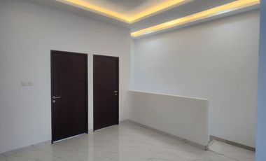 RUMAH BARU 2 LANTAI MINIMALIS MODERN LINGKUNGAN NYAMAN STRATEGIS SIAP HUNI DI KOPO PERMAI BANDUNG