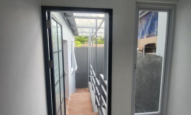 RUMAH BARU 2 LANTAI MINIMALIS MODERN LINGKUNGAN NYAMAN STRATEGIS SIAP HUNI DI KOPO PERMAI BANDUNG