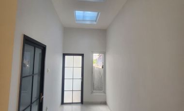 RUMAH BARU 2 LANTAI MINIMALIS MODERN LINGKUNGAN NYAMAN STRATEGIS SIAP HUNI DI KOPO PERMAI BANDUNG
