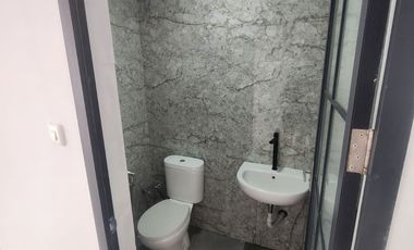 RUMAH BARU 2 LANTAI MINIMALIS MODERN LINGKUNGAN NYAMAN STRATEGIS SIAP HUNI DI KOPO PERMAI BANDUNG