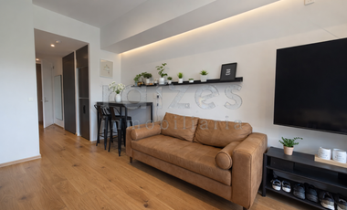 Estupendo loft amueblado en lCON Roma, con balcón.