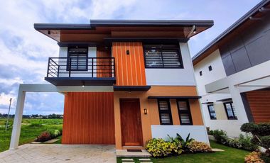 FOR SALE- 9.2M 2 STOREY HOUSE & LOT w/ 3 BEDROOMS, LOCATED IN BRGY. BALINTAWAK LIPA CITY BATANGAS