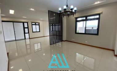 San Lorenzo Village Makati Duplexes for Sale