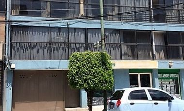 DEPARTAMENTO CON USO DE SUELO, ADAPTADO PARA OFICINAS,  DE CINCO CUBÍCULOS + CUARTO DE ARCHIVO