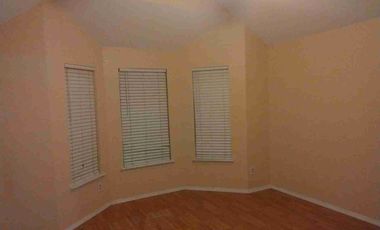 Rento casa cerca del puente libre