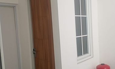 TURUN HARGA ! RUMAH STRATEGIS DENGAN LINGKUNGAN NYAMAN DAN AMAN DI CIKUTRA BANDUNG