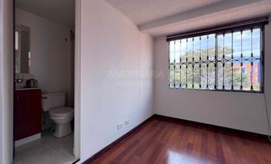 SE VENDE CASA DE TRES NIVELES EN VILLA MARÍA , ZIPAQUIRÁ