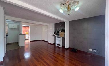 SE VENDE CASA DE TRES NIVELES EN VILLA MARÍA , ZIPAQUIRÁ