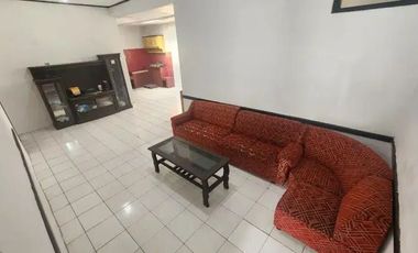 Jual murah, Rumah berlokasi di Cihanjuang, Kel. Cibabat, Kec. Cimahi Utara, Kota Cimahi.